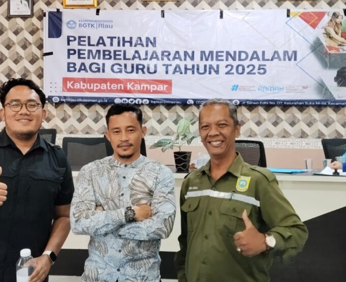 Pelatihan Pembelajaran Mendalam untuk Guru SMKN 1 Gunung Sahilan